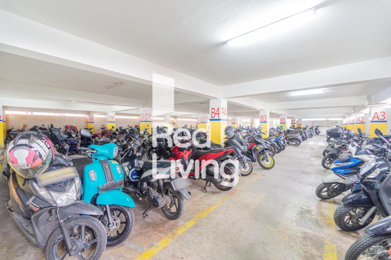 Apartemen Sentra Timur Residence - D Royal Property Tower Kuning Jacarta Exterior foto